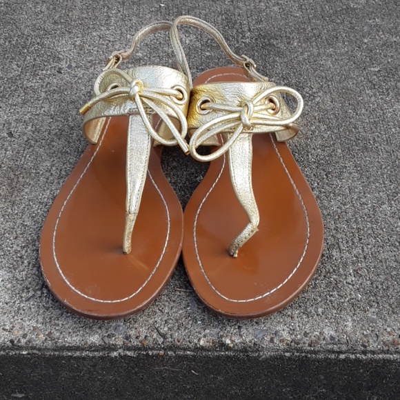 kate spade Shoes - Kate Spade gold sandals 8.5m
